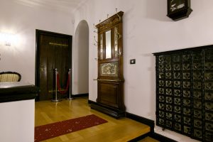 Art. History. Experience. – Descoperă poker room privat București în Casa Tătărăscu 1930